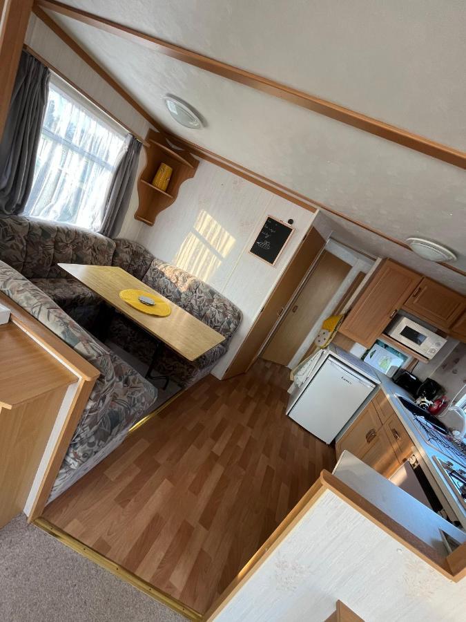 The Samanda Van Newport Caravan Park Hotel Hemsby Exterior foto